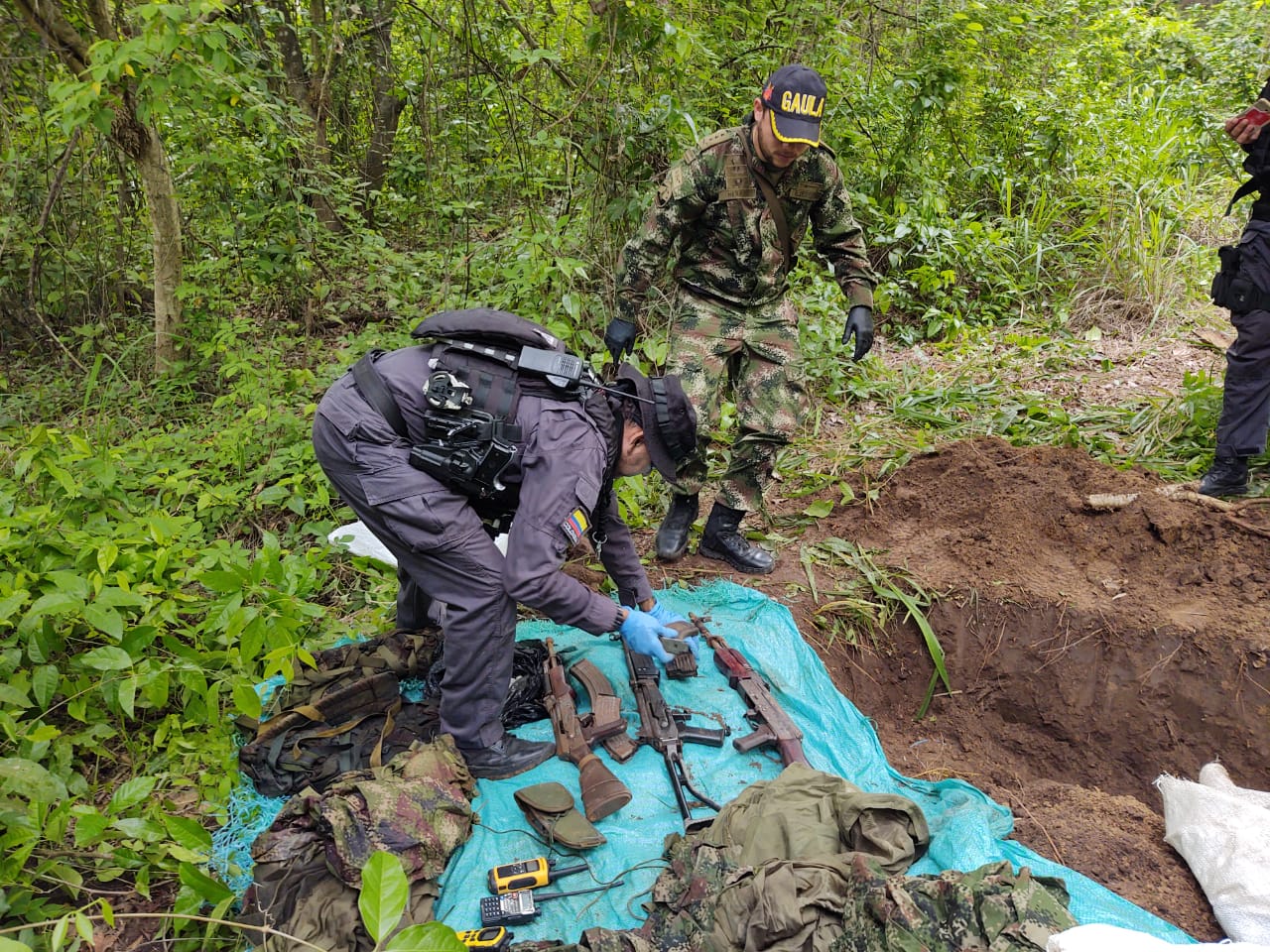 el material incautado quedó a disposición de las autoridades competentes