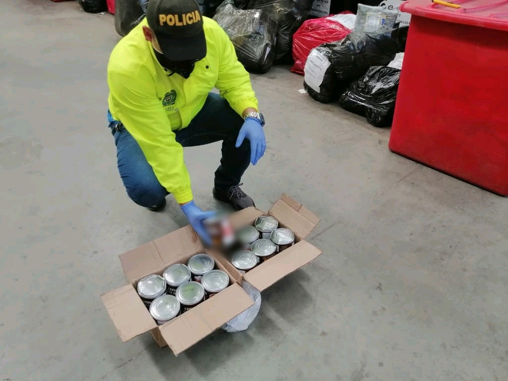 bajo la modalidad de encomienda se intentó transportar la droga la cual tenía primer destino santa marta