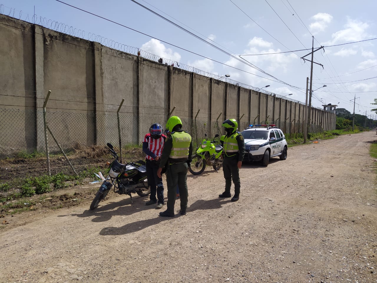 Sorprendidos en la carrera 86 del sector Medellín del barrio San Fernando