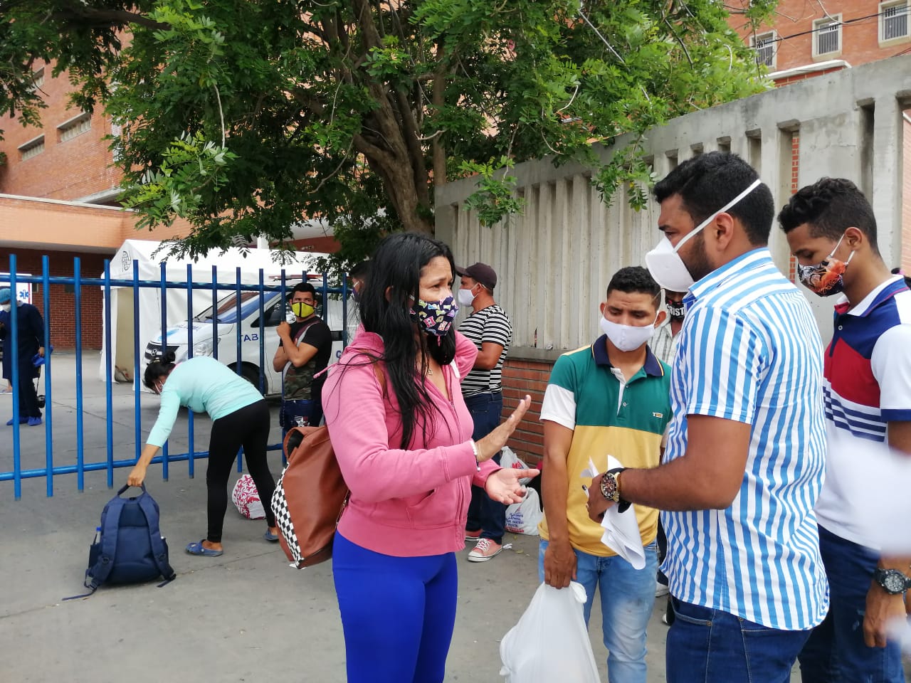 Alcaldía de Pueblo Viejo acompaña a los familiares en los centros asistenciales a donde han sido trasladados los heridos