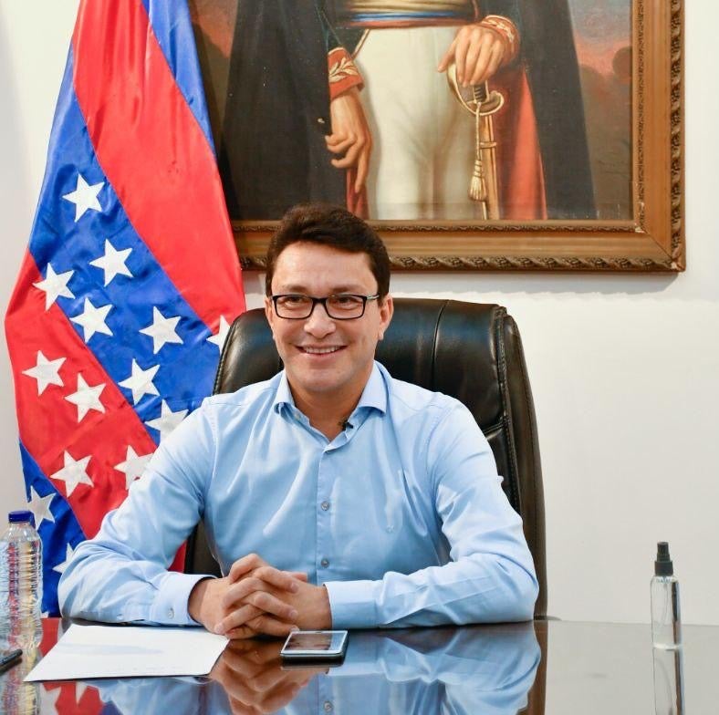 gobernador del Magdalena solicita apoyo a Cuba con misión médica para afrontar la pandemia de COVID19