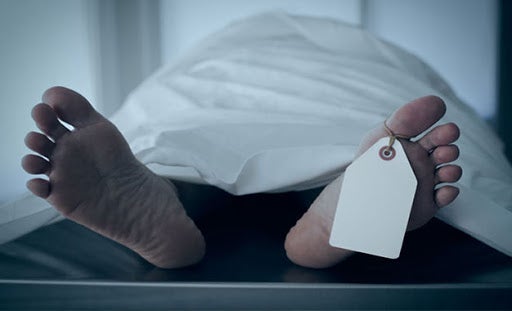 El cuerpo fue hallado en la calle