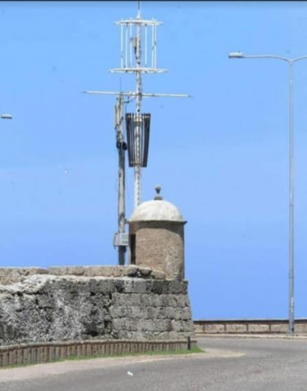 La firma Tower 3 asegura que tienen todos los permisos de las autoridades para la instalación de estas obras.