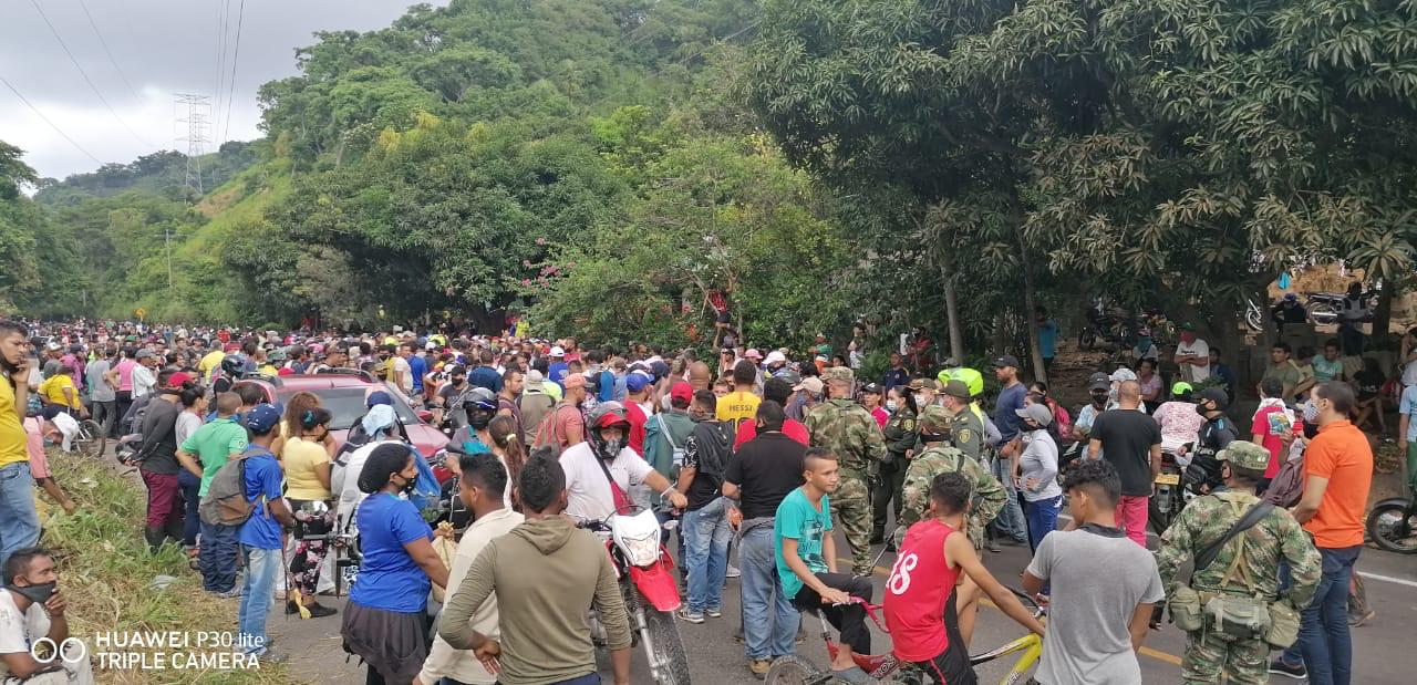Los cientos de labriegos reclaman tierras para cultivar y proyectos productivos