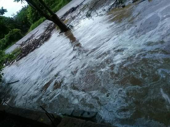 Inundaciones por taponamiento de canales