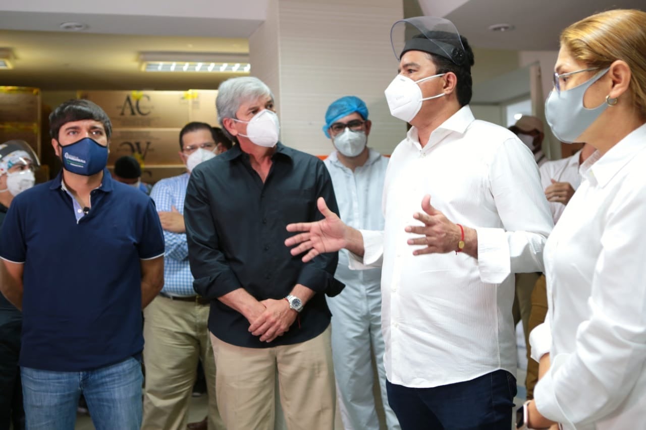 Donación de equipos médicos a poblaciones de la Costa