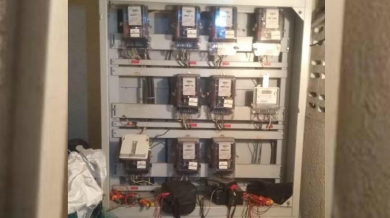 Medidores de energía manipulados