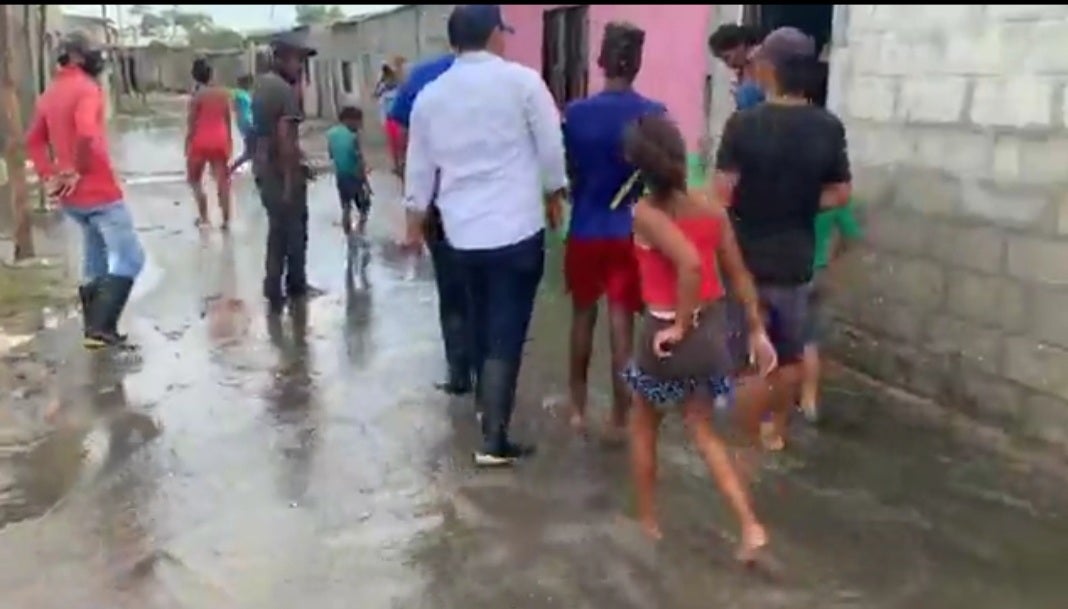 El Alcalde de Puebloviejo Fabián Obispo, visitó los corregimientos afectados