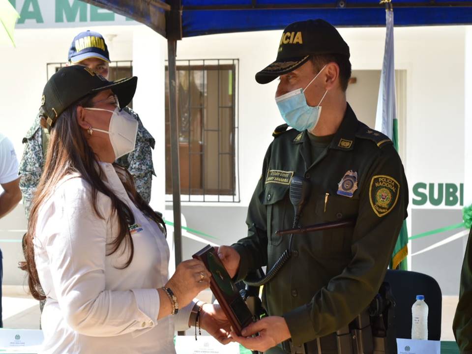 Al acto asistieron funcionarios del Departamento de Bolívar