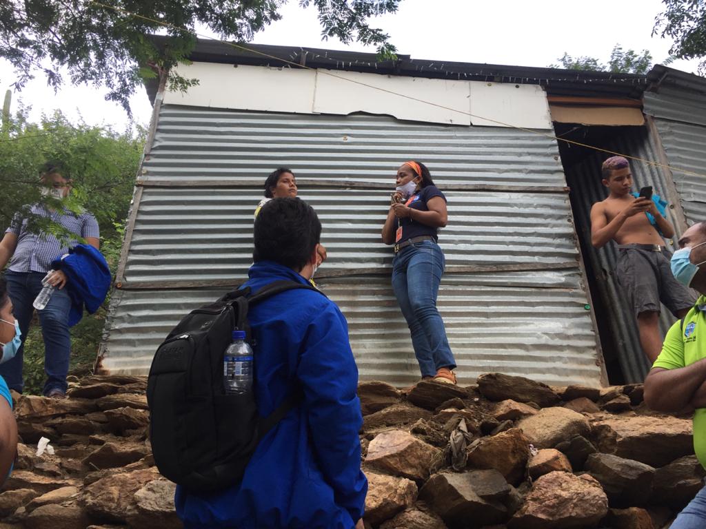 La comunidad asegura que fueron varias la latas que estaban contaminadas