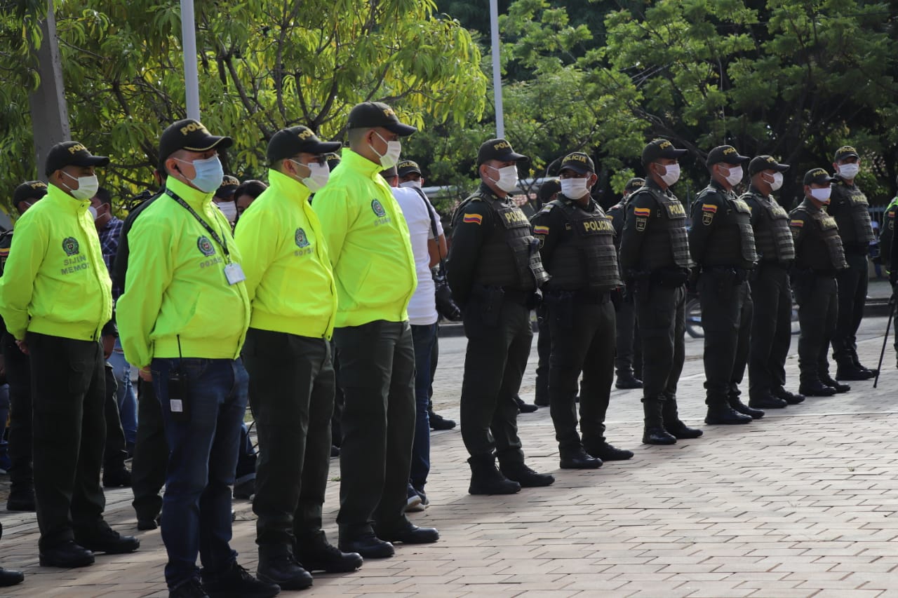 Grupo Halcones tiene como objetivo evitar atracos .