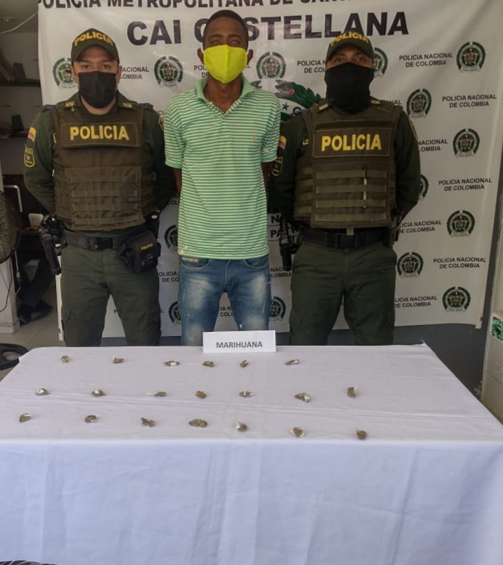Lo atraparon con con varias dosis de marihuana