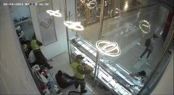 Robo a joyería en Barranquilla