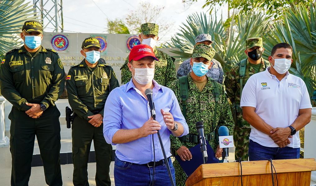 Con el fin de brindar tranquilidad y seguridad a los Montes de Maria,gobiernos de Sucre , Bolívar y Armada Nacional se reunieron ayer en horas de la tarde