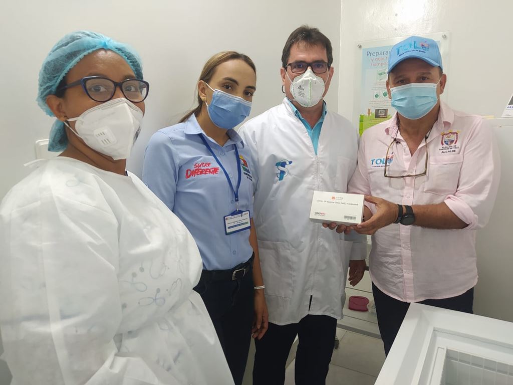 Desde este 1 de marzo inició en Sucre la distribución y vacunación de la vacuna Sinovac en los 26 municipios del departamento.