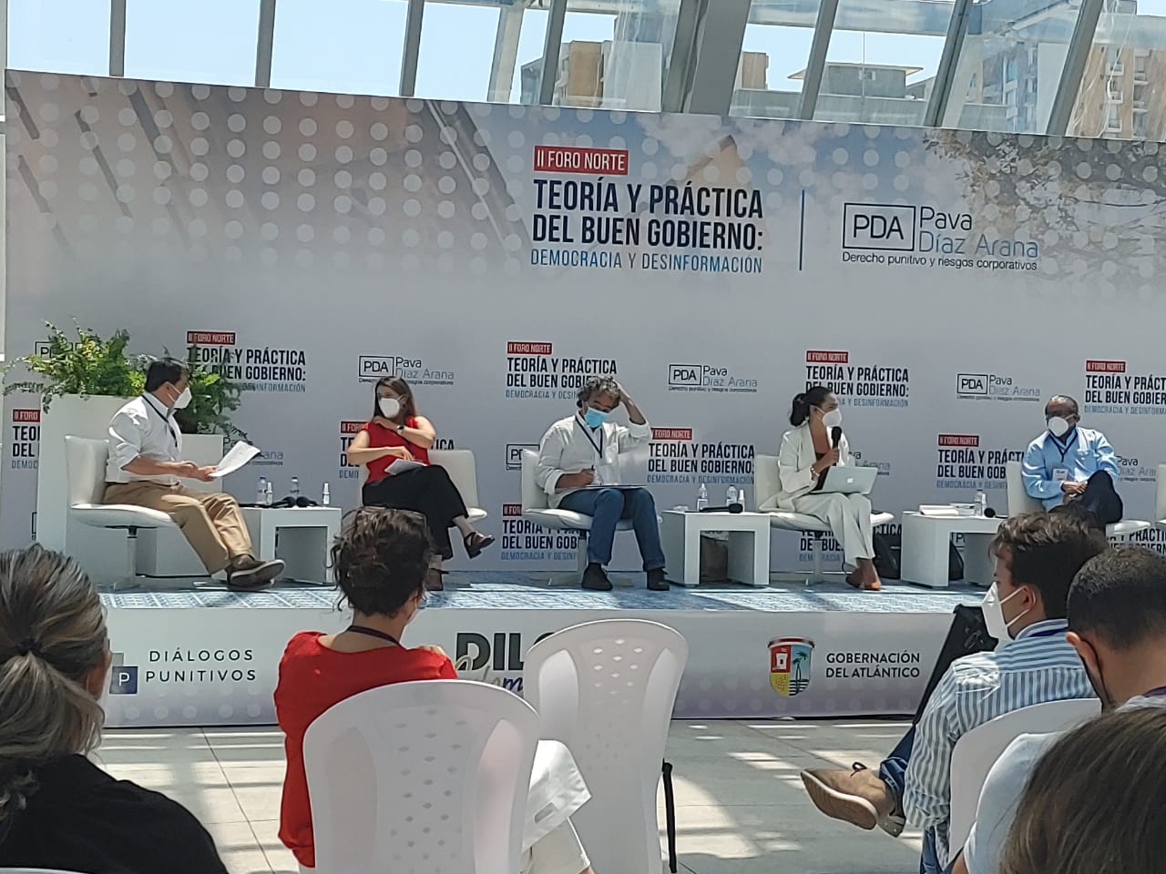 Precandidatos presidenciales acuerdan pacto contra Fake news.