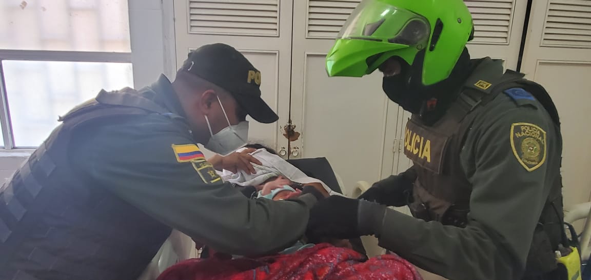 Los patrulleros de la Policía de Plato atendieron un Parto de manera exitosa.