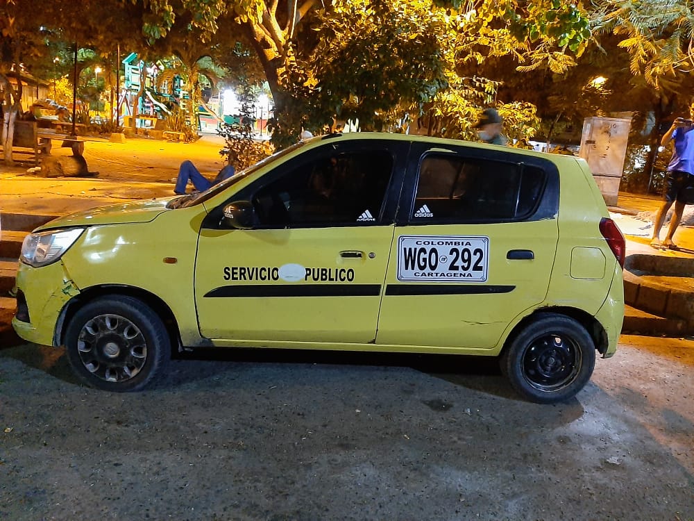 En este taxi fueron capturados en inmediaciones del barrio Daniel Lemaitre