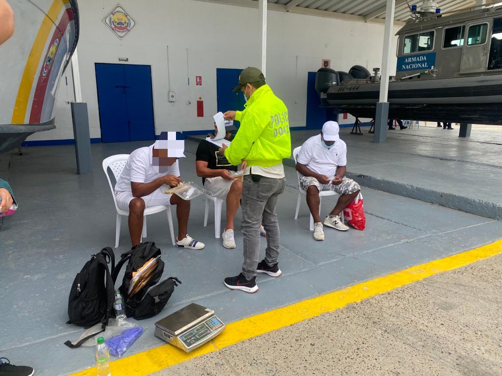 En un velero de bandera panameña, pretendían sacar media tonelada de cocaína en Cartagena