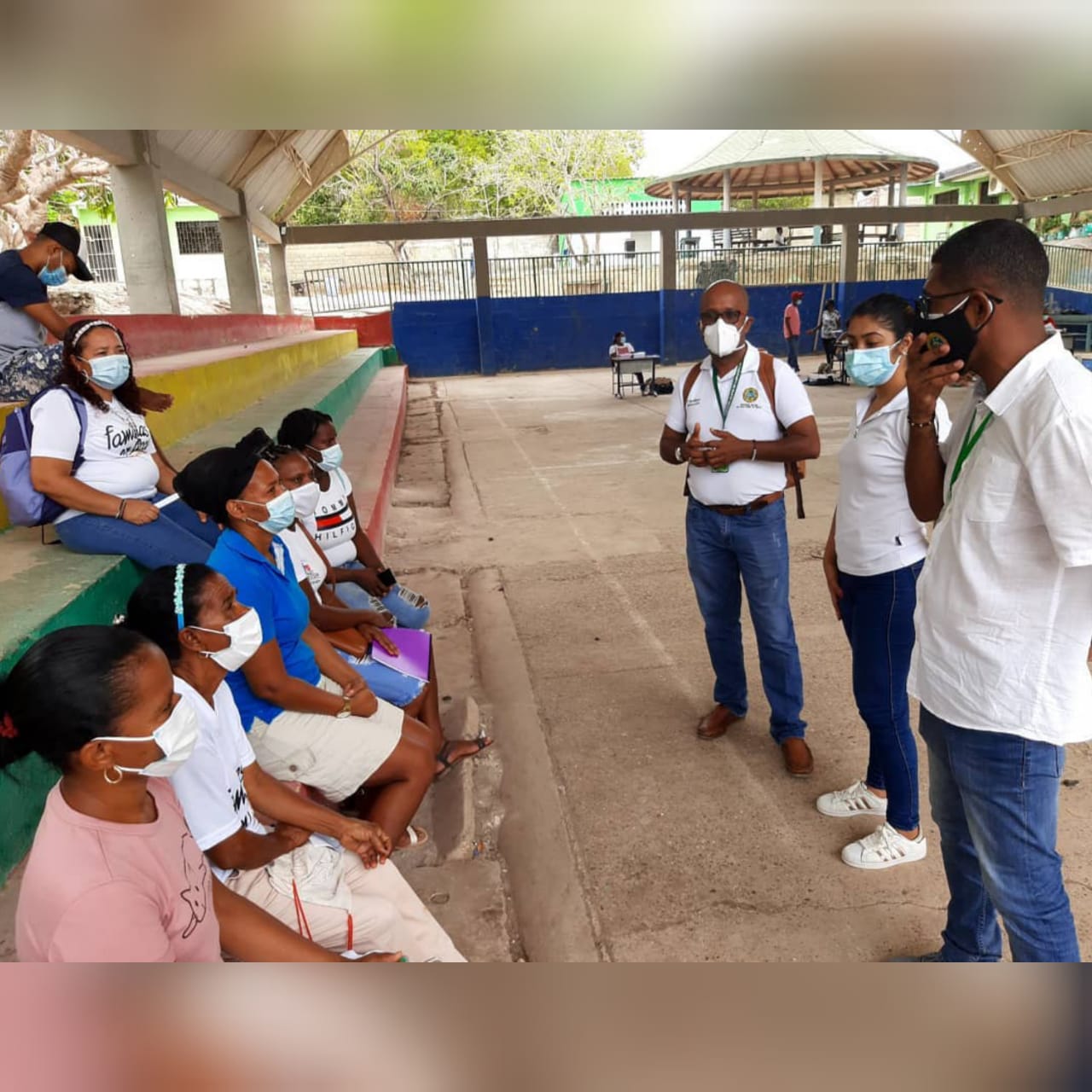 Programa Familias en Acción, en recorrido de puntos móviles en el corregimiento de Bocachica