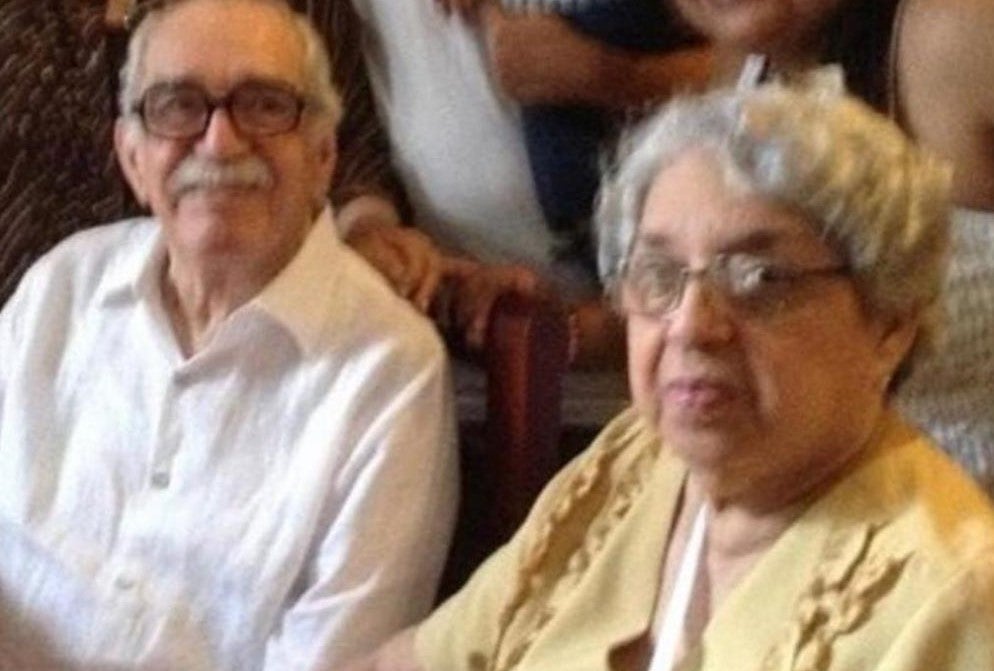 Gabo y su hermana Margarita.