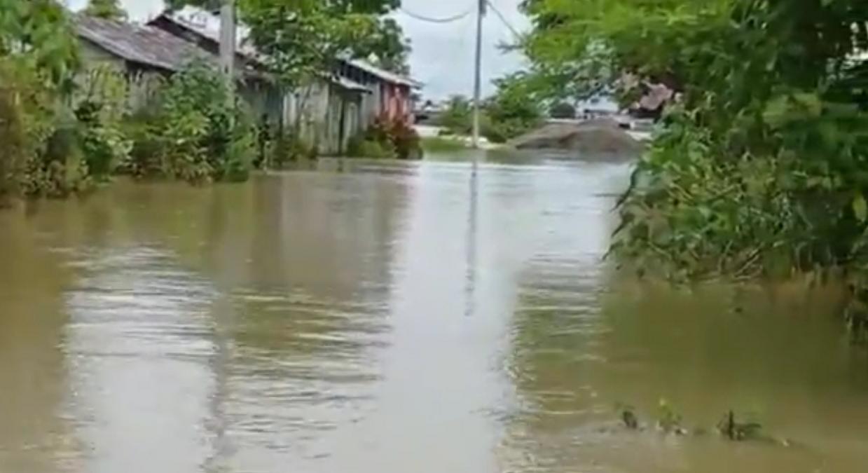 Puerto Venecia está sufriendo los embates de la ola invernal
