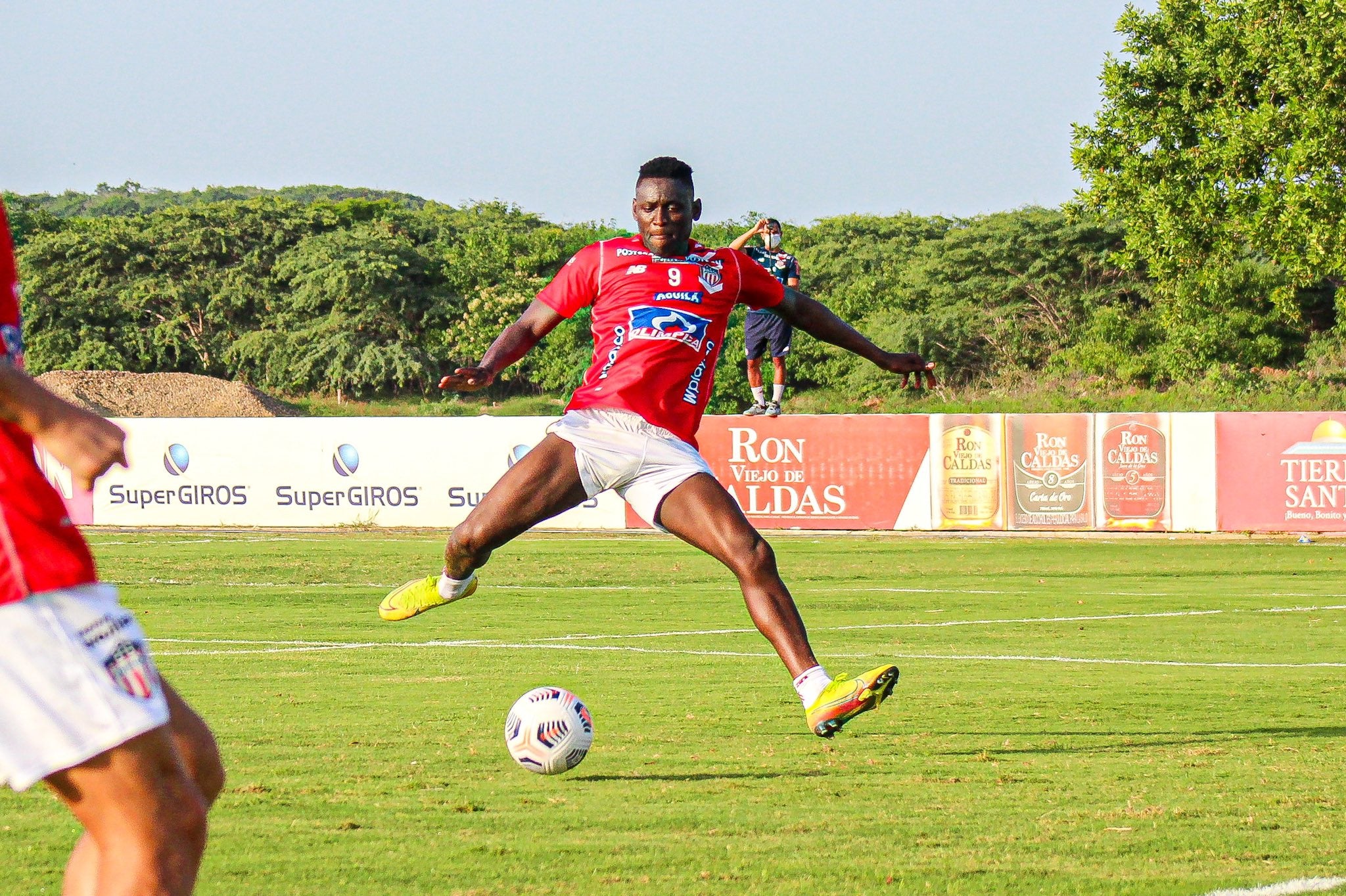 CRITIAN MARTÍNEZ BORJA