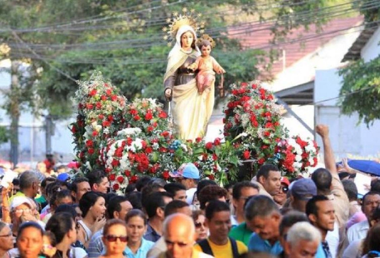 La conmemoración de la Virgen del Carmen.