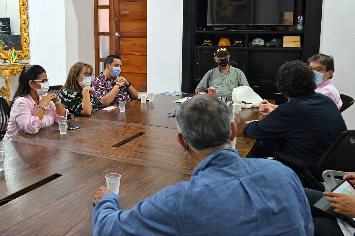 Reunión con la Fundación Gabo y la Universidad Nacional para viabilizar el proyecto