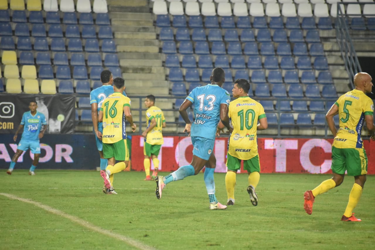 Las puertas del estadio se abren a la una de la tarde
