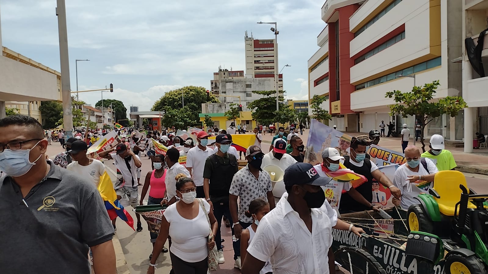 Manifestantes se tomaron calles del Centro Histórico de Cartagena