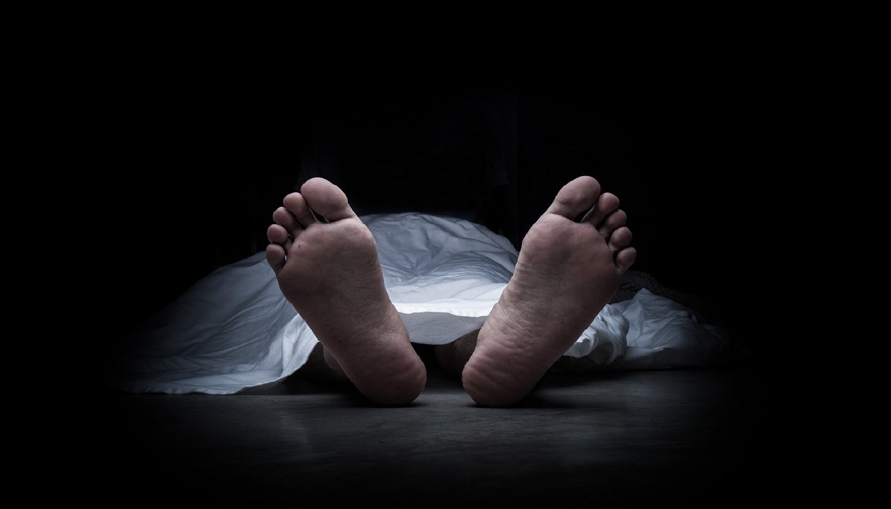 Un balazo en la cabeza le habría causado la muerte