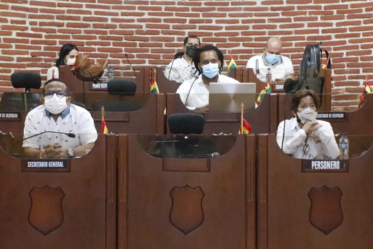 Armando Córdoba, le declararon por segunda vez moción de censura