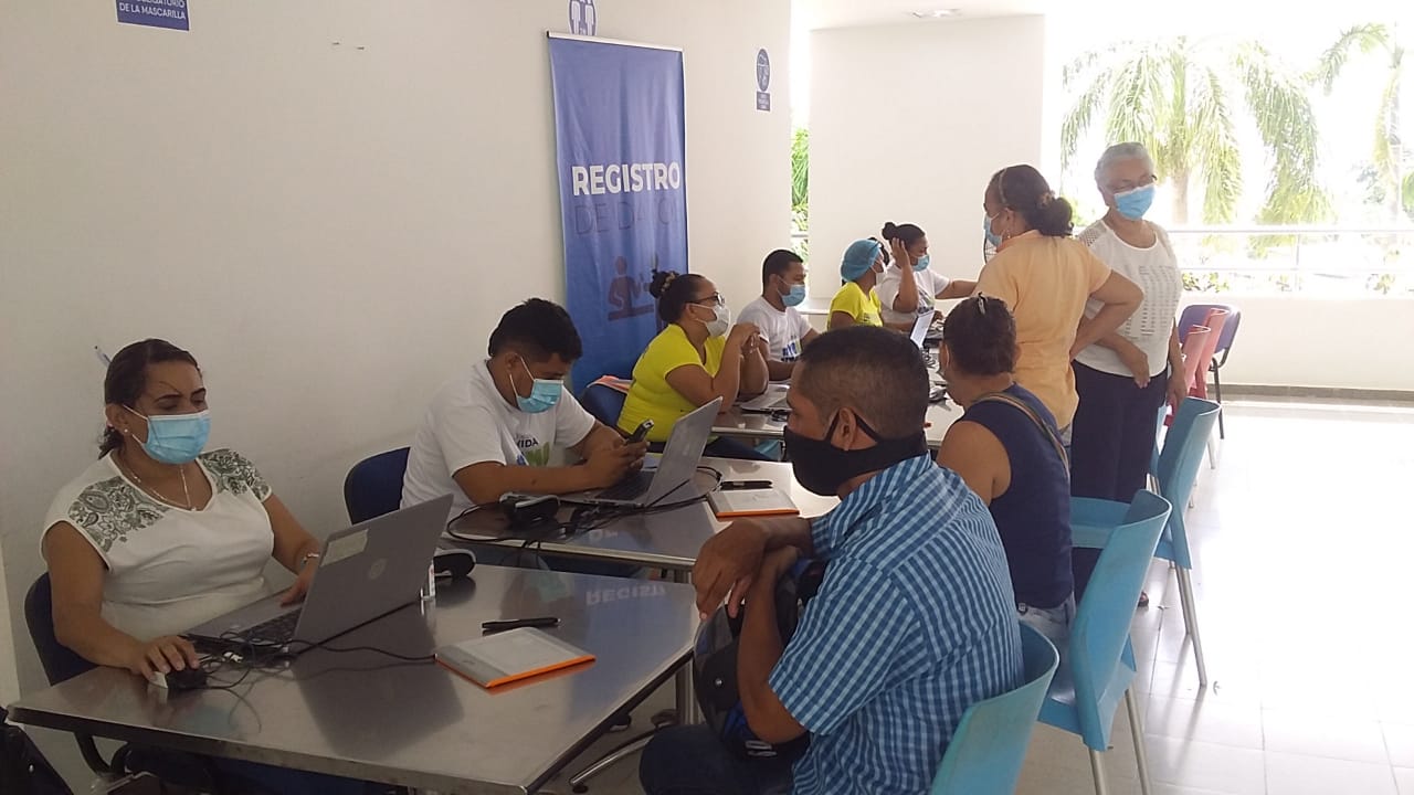 Punto de atención vacunación Covid Cedesarrollo