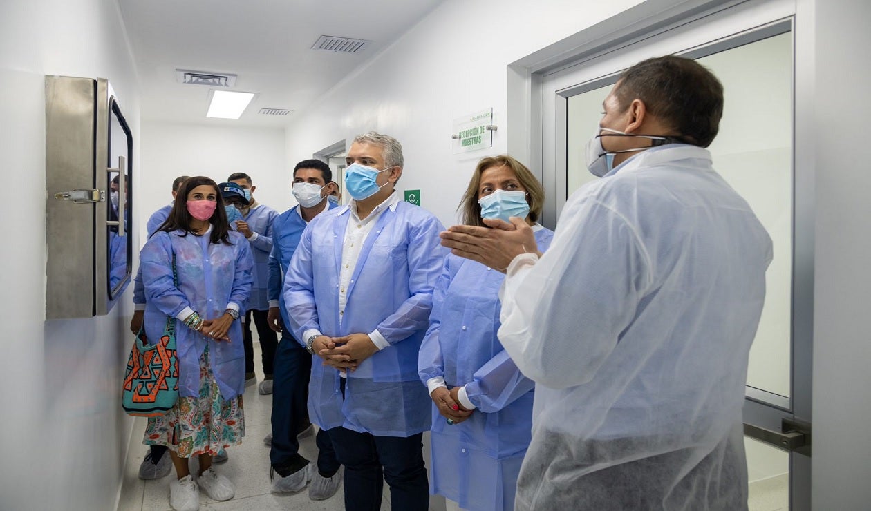 Iván Duque Laboratorio Fitosanitario