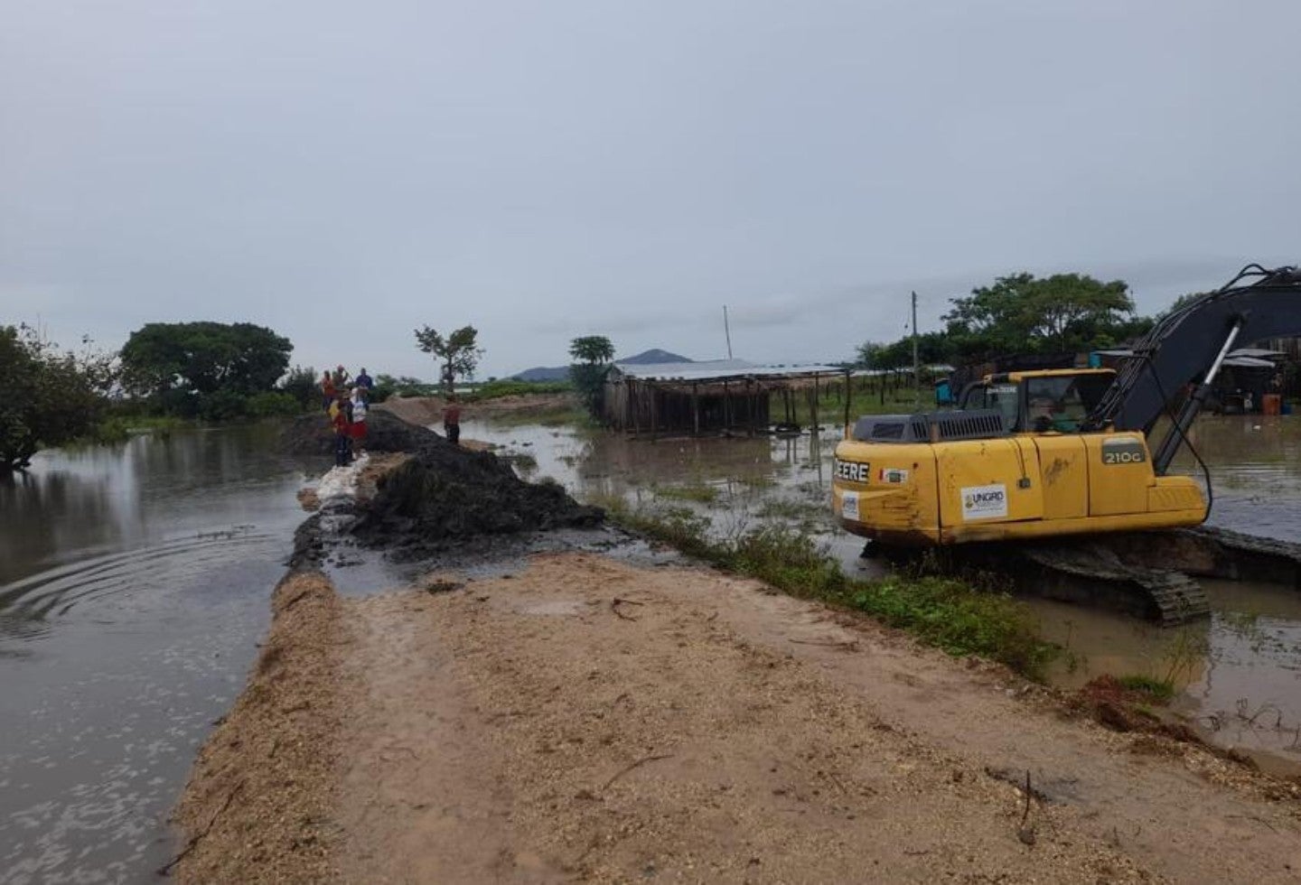 La creciente del Río Magdalena, tiene en emergencia a los corregimientos de El Cerrito, Mata de Caña y la parte de la zona céntrica de la cabecera municipal