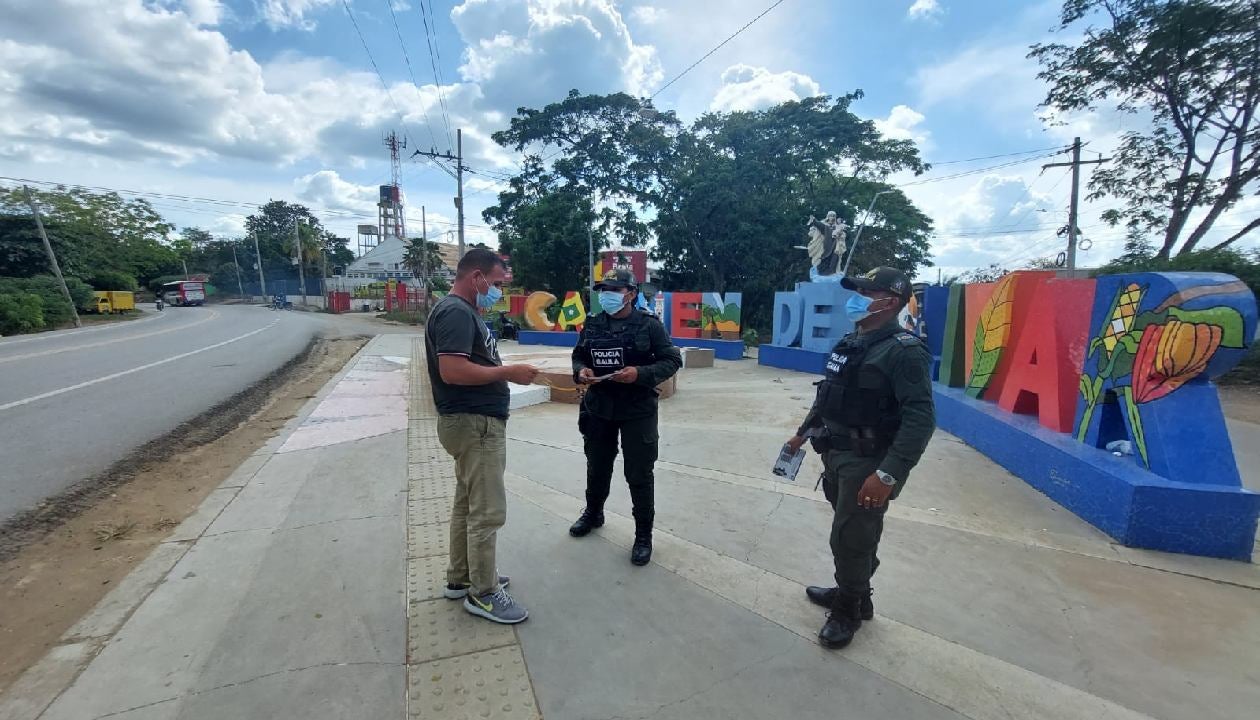 Línea de atención nacional para 165