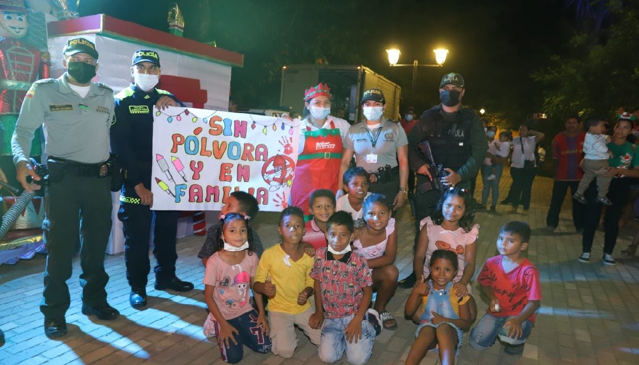 “Apaga la pólvora enciende una sonrisa”