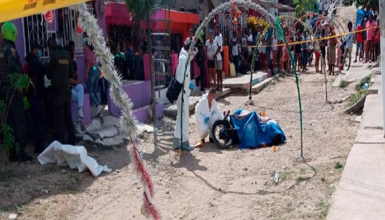 Lo mataron cuando iba conduciendo una moto