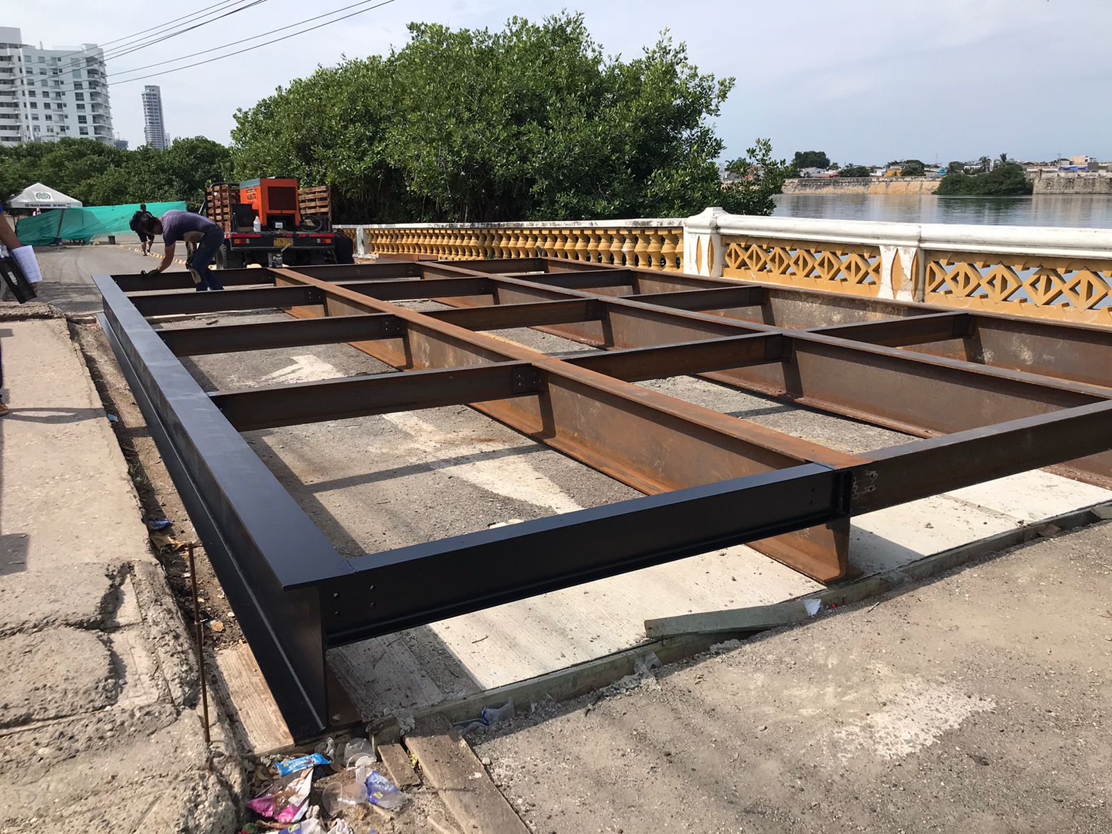 Trabajos en el Puente Las Palmas