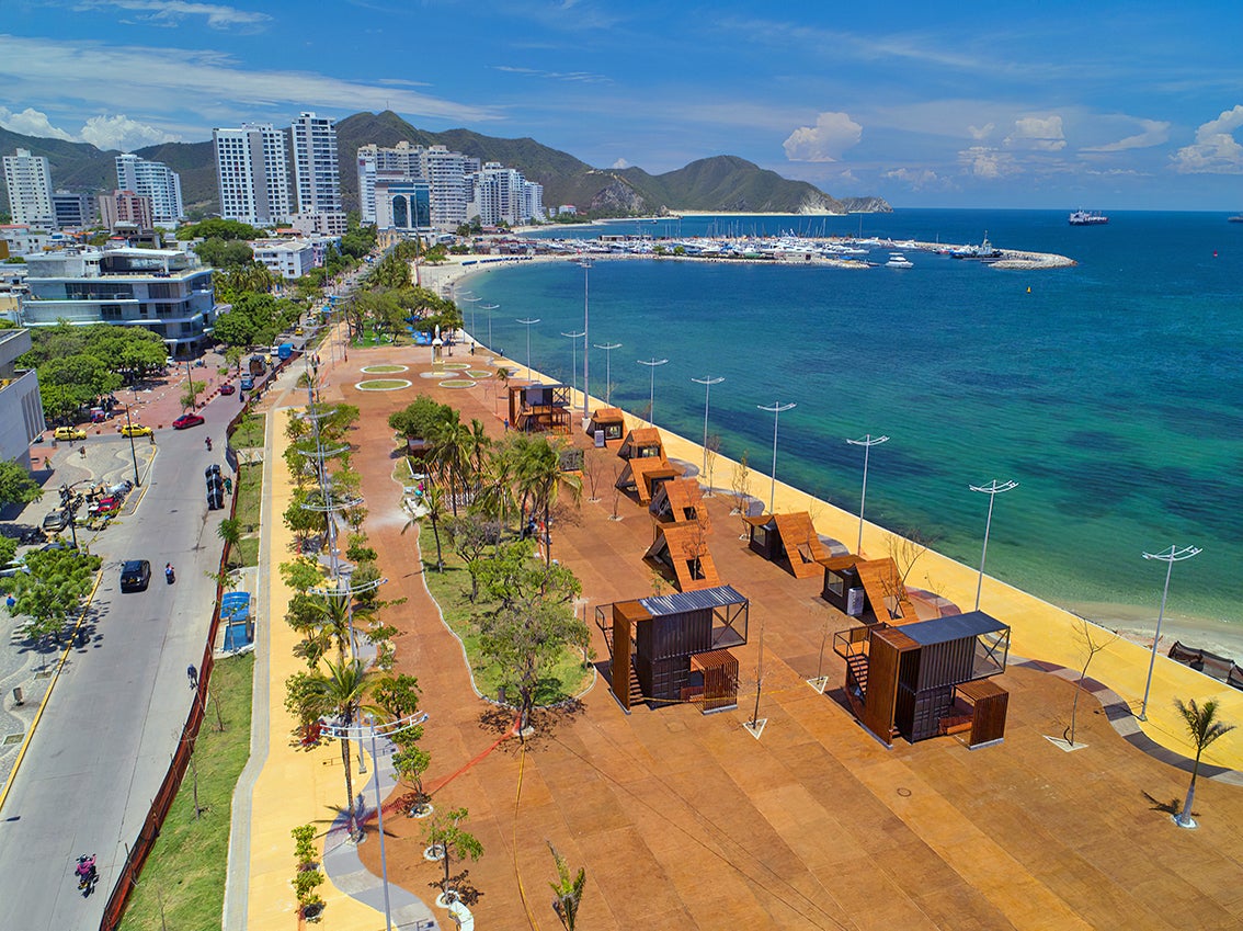 Camellón de la Bahía de Santa Marta