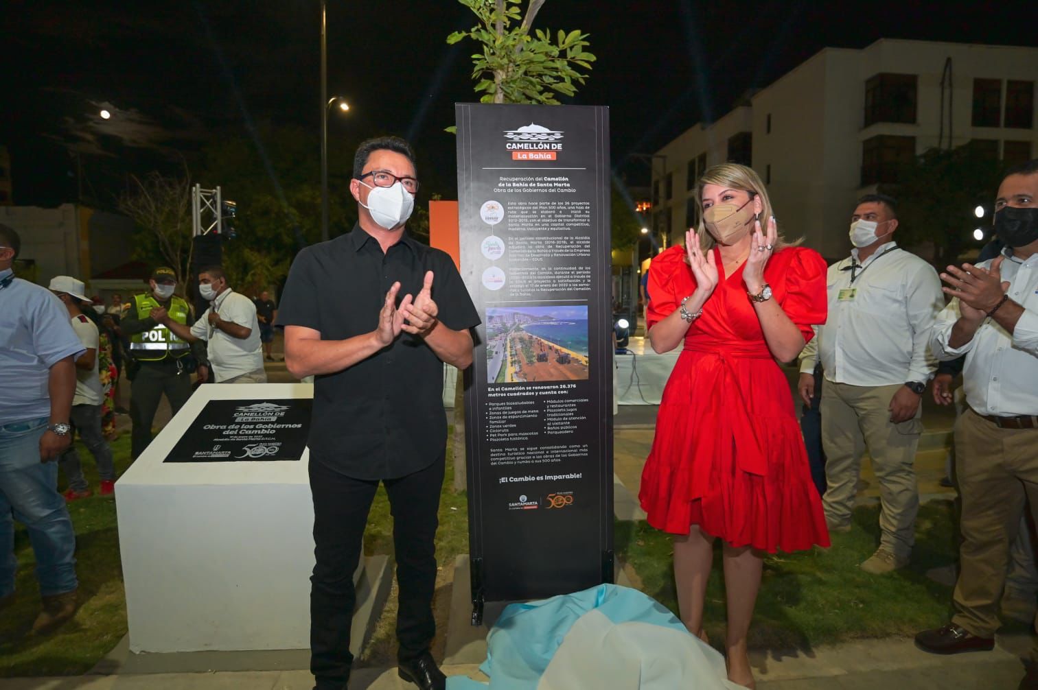 Alcaldesa de Santa Marta y Gobernador del Magdalena en la entrega del Camellón de la Bahía