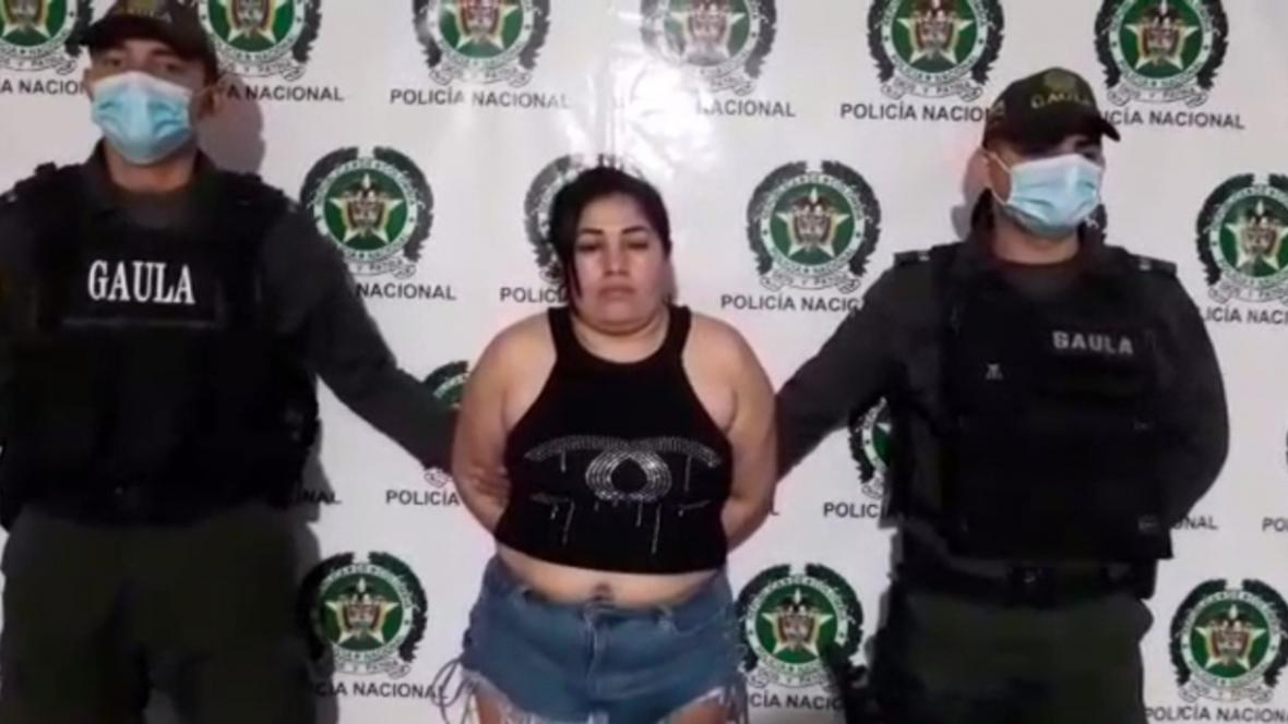 Mujer capturada por el Gaula de la Policía