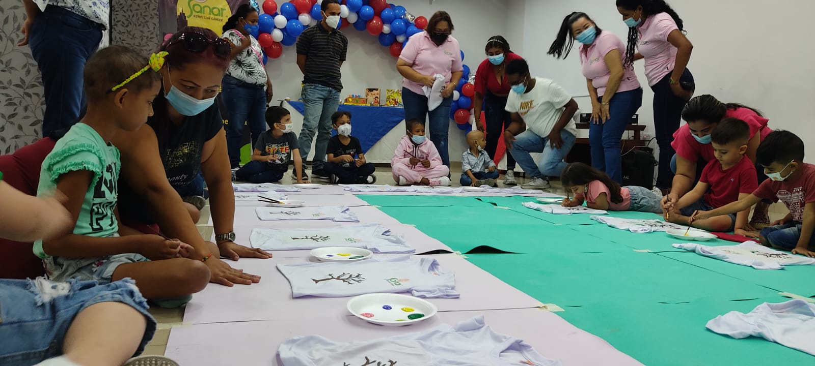 Actividad lúdica con niños diagnósticados con cáncer