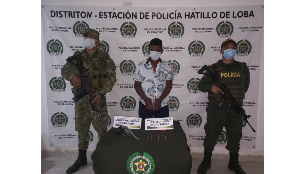 Le encontraron un revólver Smith & Wesson