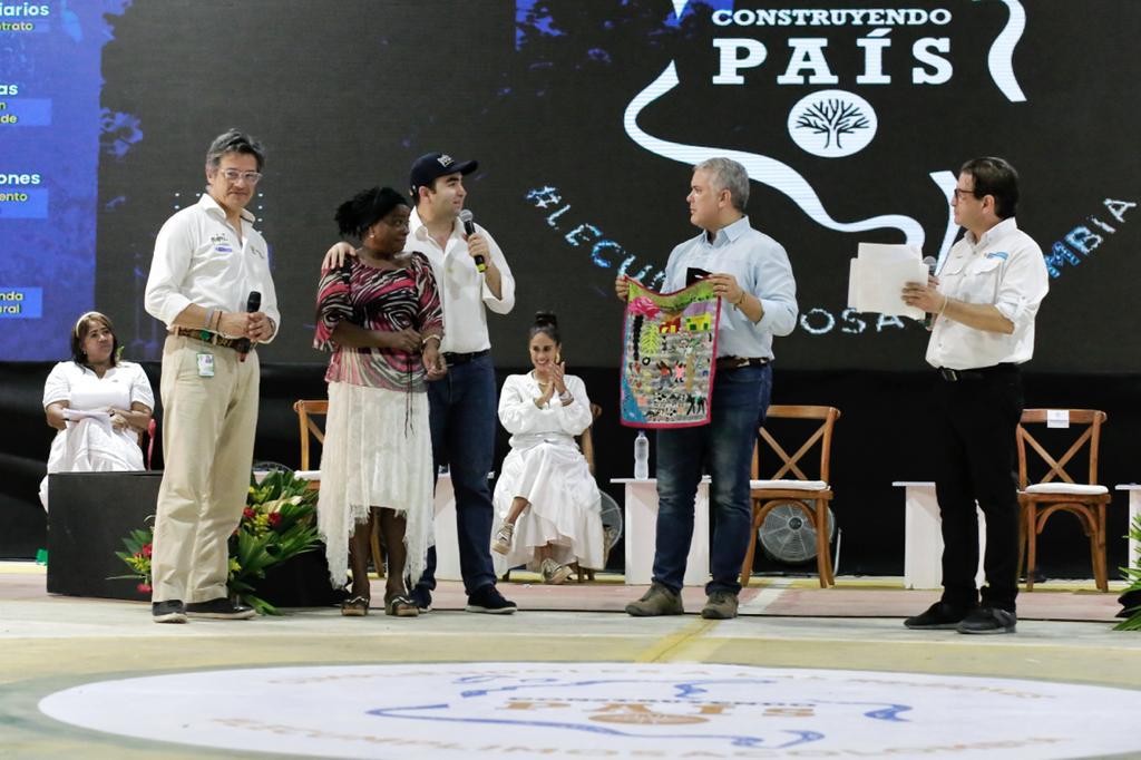 Titulación colectiva en María La Baja