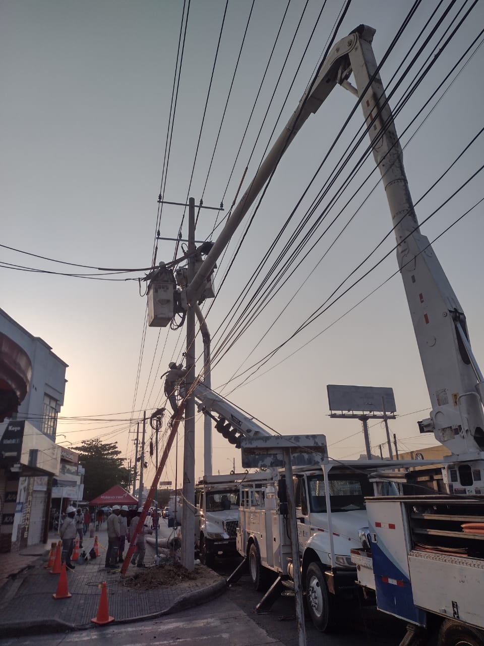 Afinia realiza suspensiones