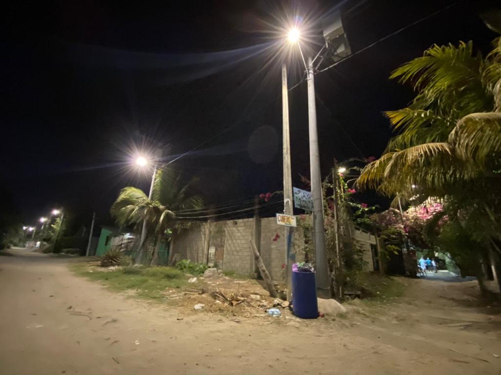 Buenas noticias para la Boquilla: al corregimiento llegan nuevos postes de alumbrado