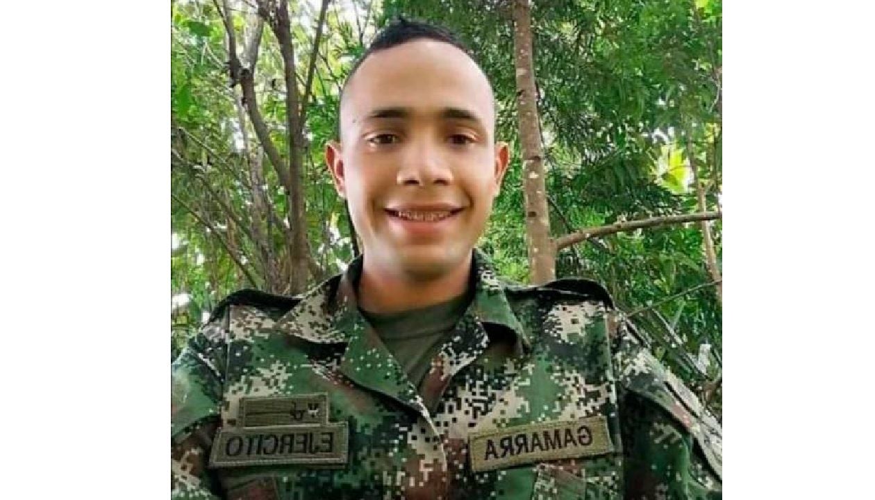 Pertenecía a las tropas del Batallón Especial Energético y Vial 21 del Ejército Nacional