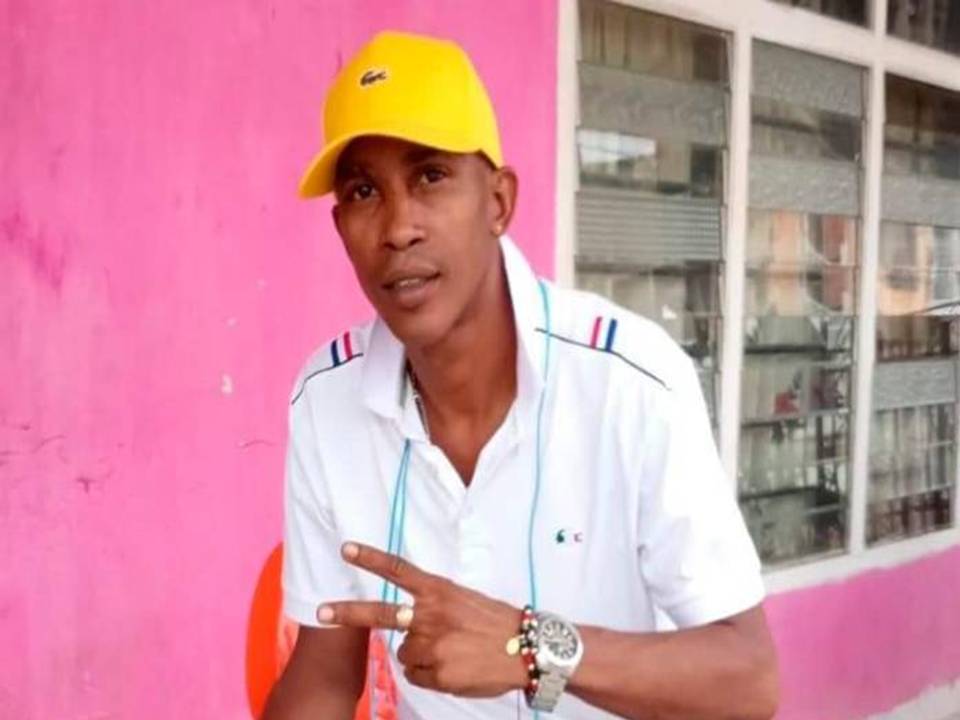 Raúl Enrique De la Rosa Romero. Asesinado.